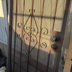 Metal. Door 