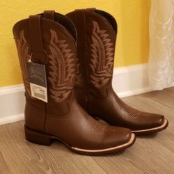 Cowboy Boots-Men's Size 9