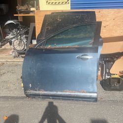 2016 Nissan pathfinder Platinum Doors Parts