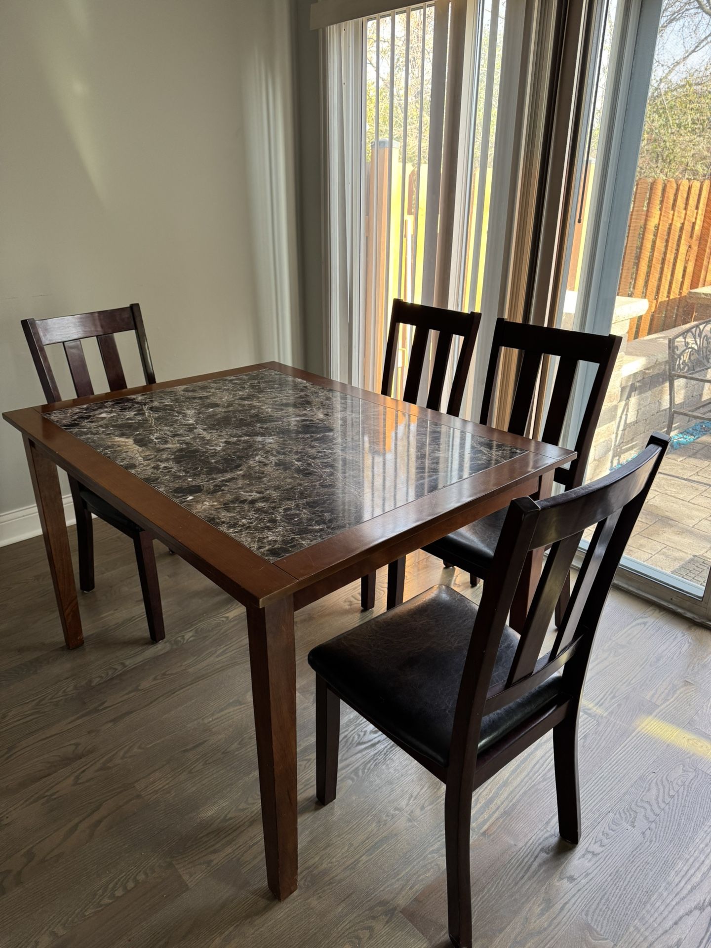 Dining Table Set