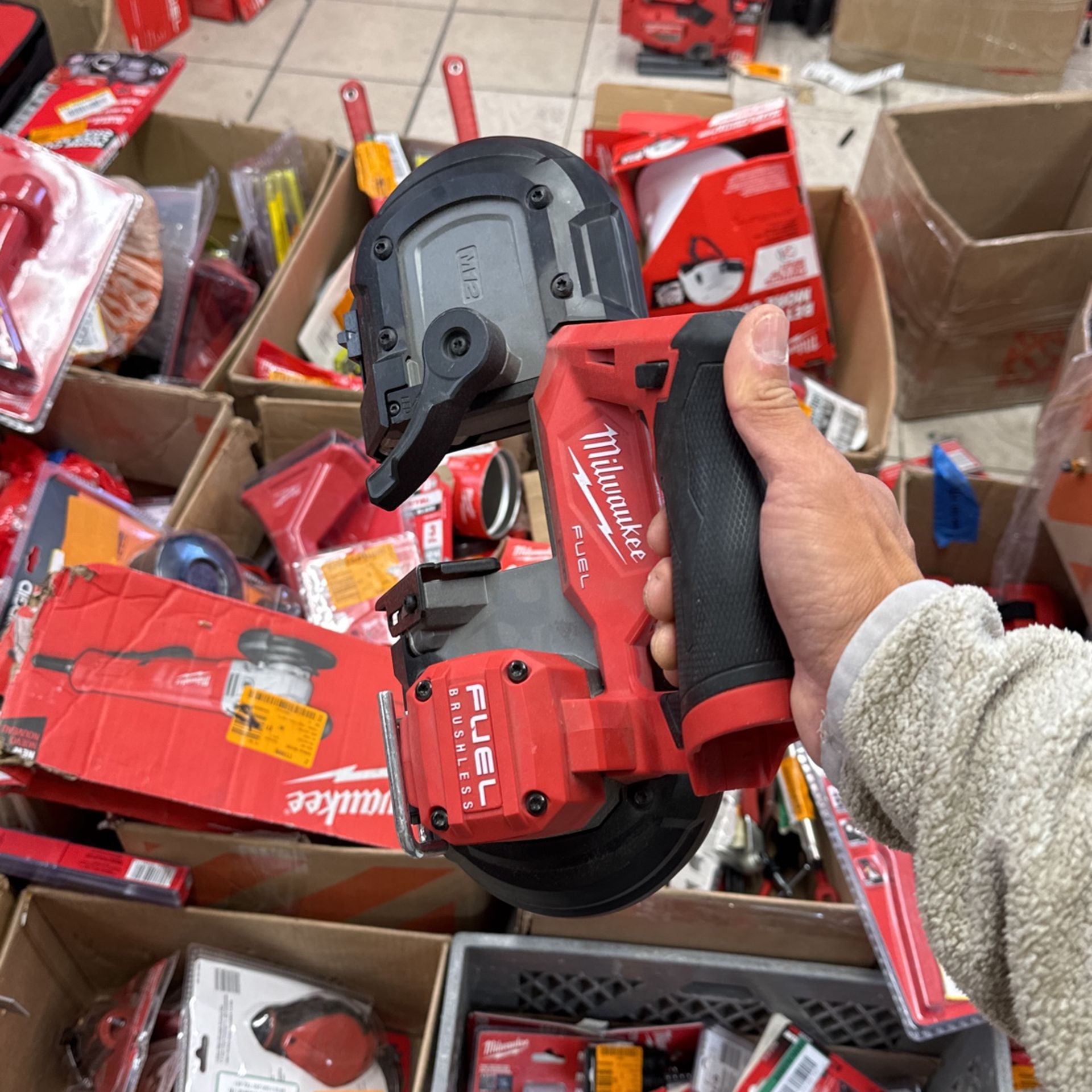 Milwaukee M12 Fuel Band Saw