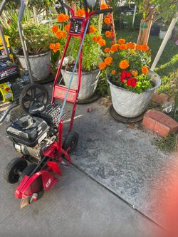 Questions and Answers for Earthquake 9 in. Tri-Tip Blade 79 cc Viper Engine Gas Lawn and Landscape Edger with 4-Wheel Design and Multi-Position Pivot