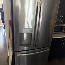 He Refrigerator Counter Depth 