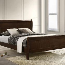 New Solid Wood Queen Bedframe Don't Miss
