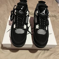 Jordan 4 Retro White Thunder