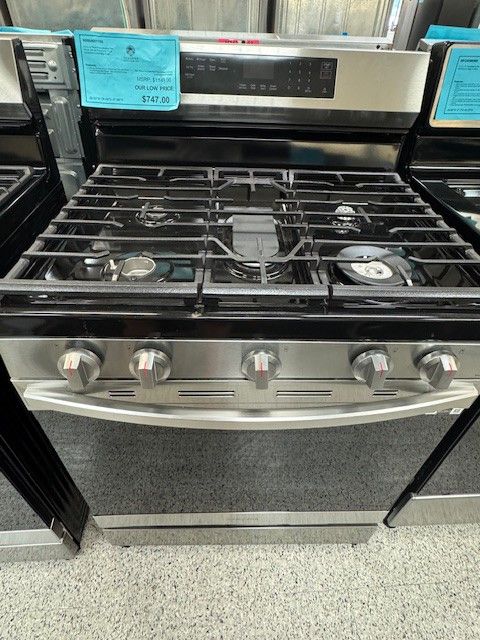 Stove / Oven