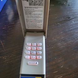 Liftmaster 878MAX Wireless Keyless Keypad - Replacement for Older Models 877MAX, 376LM, 877LM, 976LM

