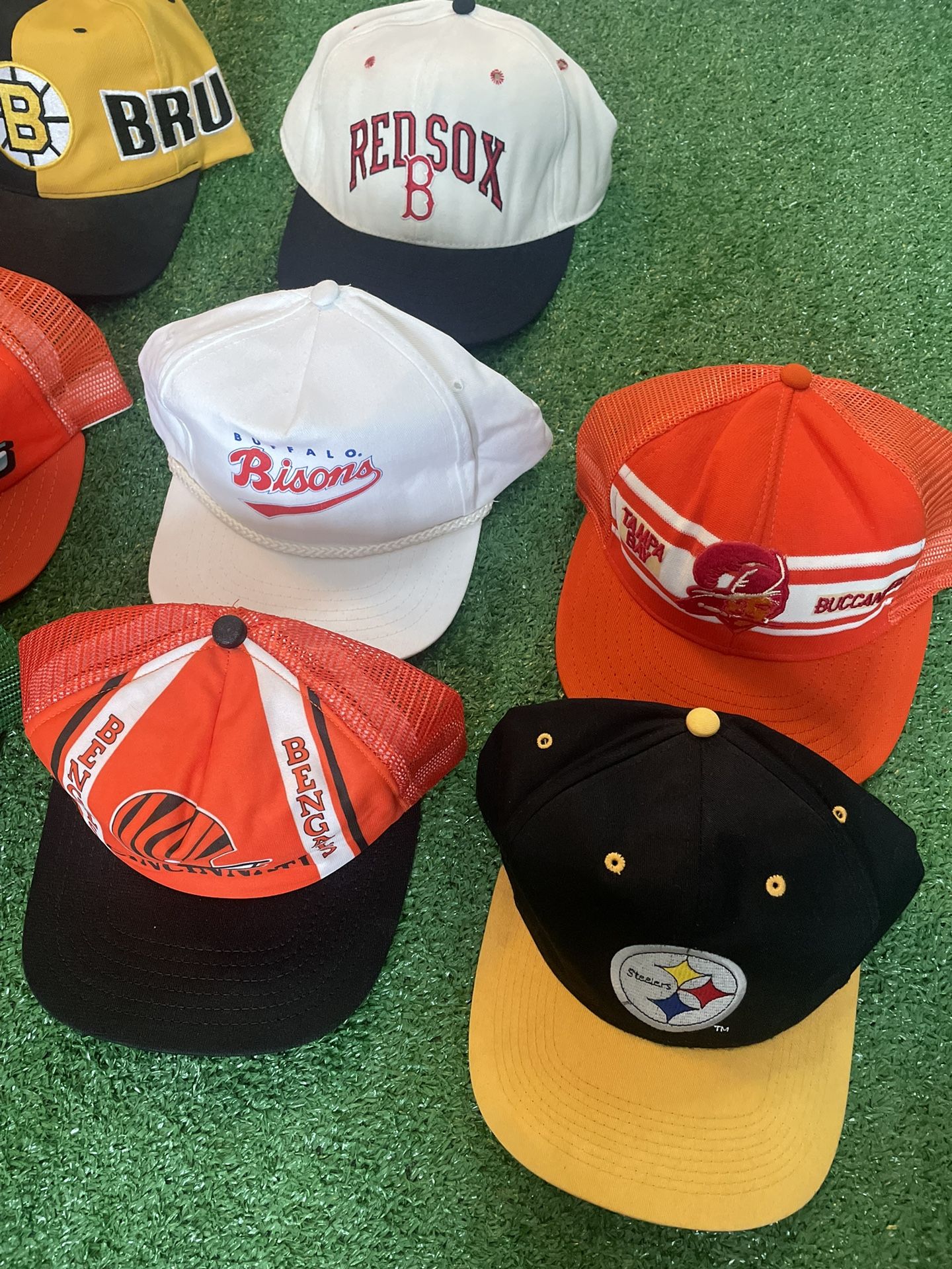 Vintage Sports Snap backs