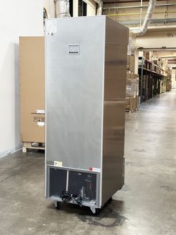 NSF Reach In One Door Freezer SS interior AKF-06881