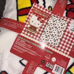 Hello Kitty Christmas Blanket