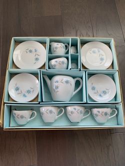 Toy China Tea Set Service for 4