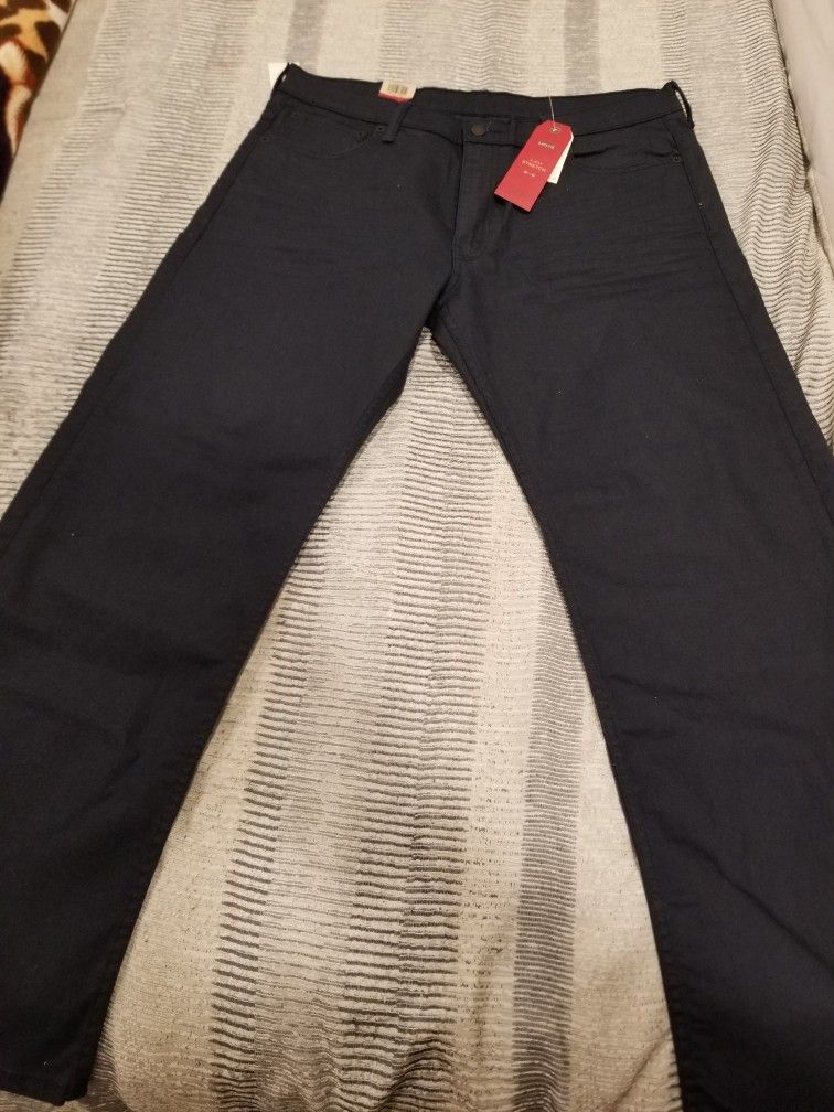 Levis