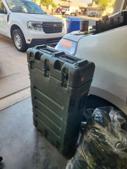 Military server rack
