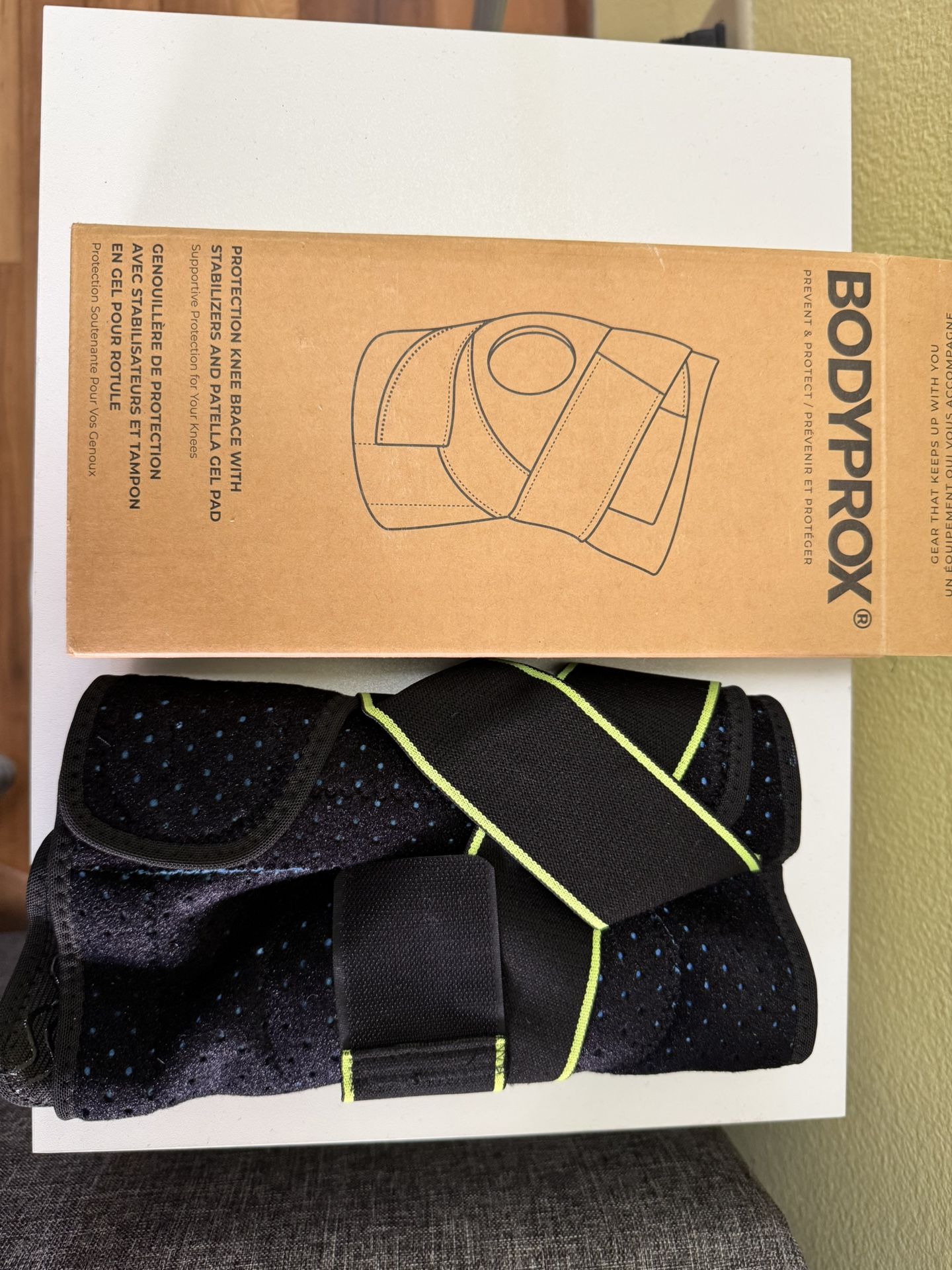 BodyProx adjustable Knee Support