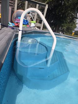 Above ground pool pump with frame