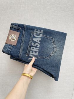 Versace Menโs Jeans 2026 New