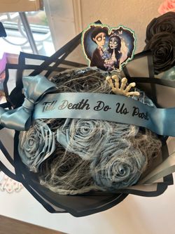 Spooky bouquet