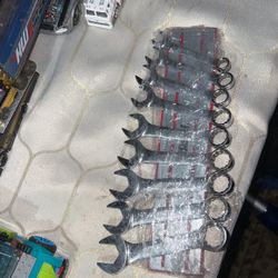 Cornwell 9Piece Metric Extra Short Combination Wrench Set, 12-Point