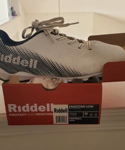 Riddell Youth Cleats