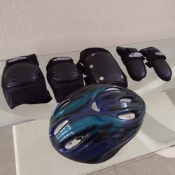 Bike/Rollerblade Helmet w Free Accessorie Mixed Gear