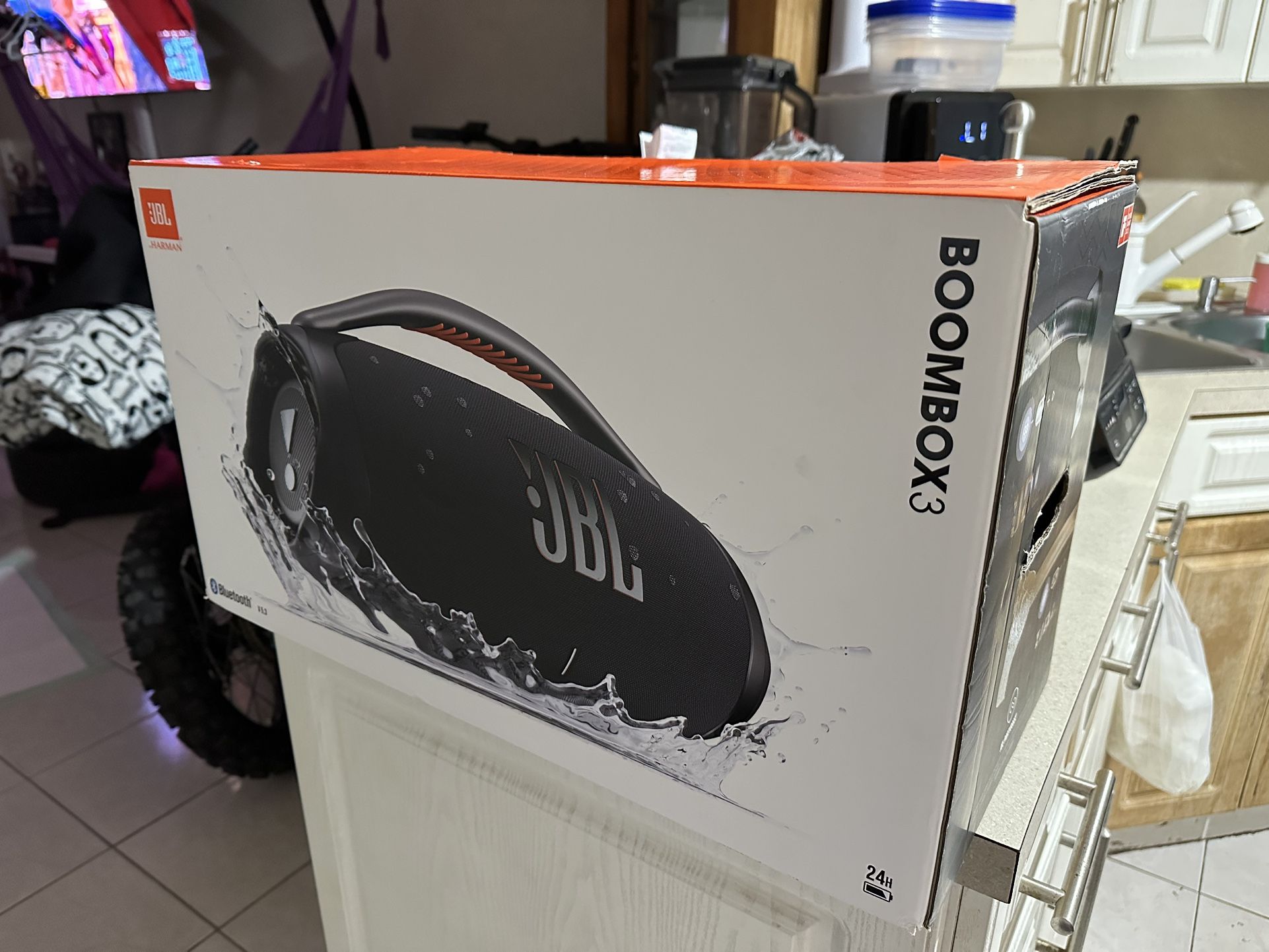 JBL Boombox 3