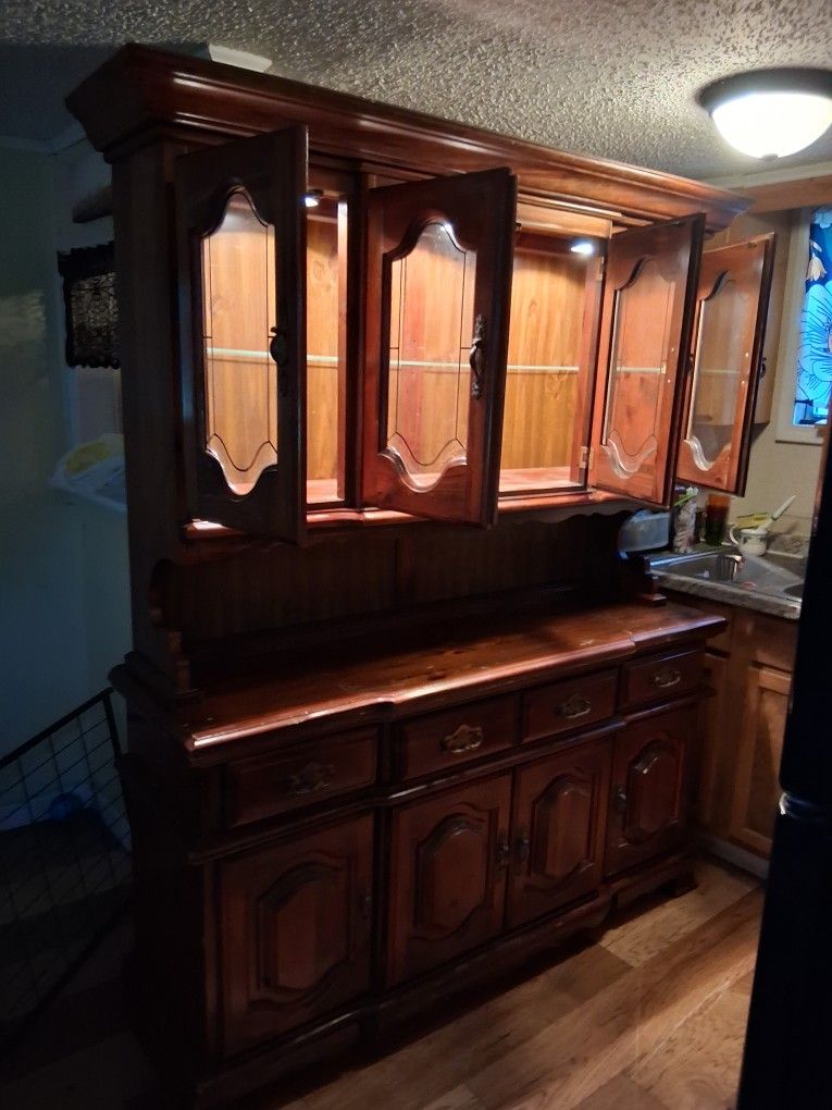 Kincaid China Cabinet 