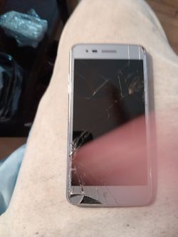 L.G. cell phone broken screen, make Offer, thanks.