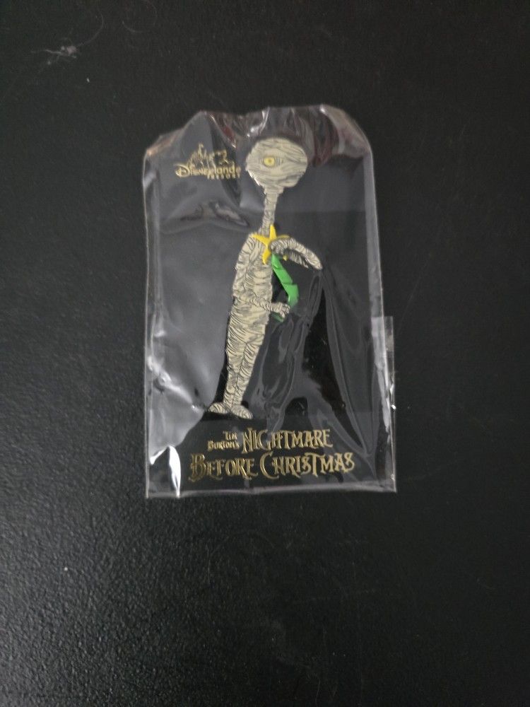 Nightmare Before Christmas Mummy Pin