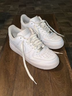 White Nike Air Force 1