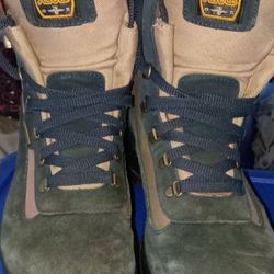 Size 13 hiking boots