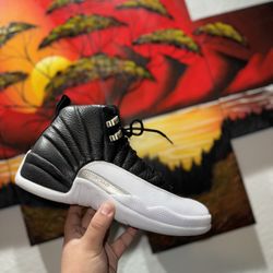 Jordan 12 Playoff  Size 8.5 
