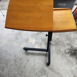 Computer table many adjustments