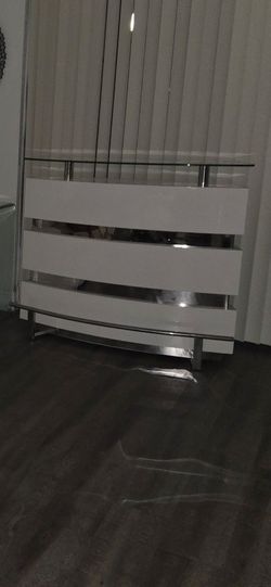 Chrome bar with glass