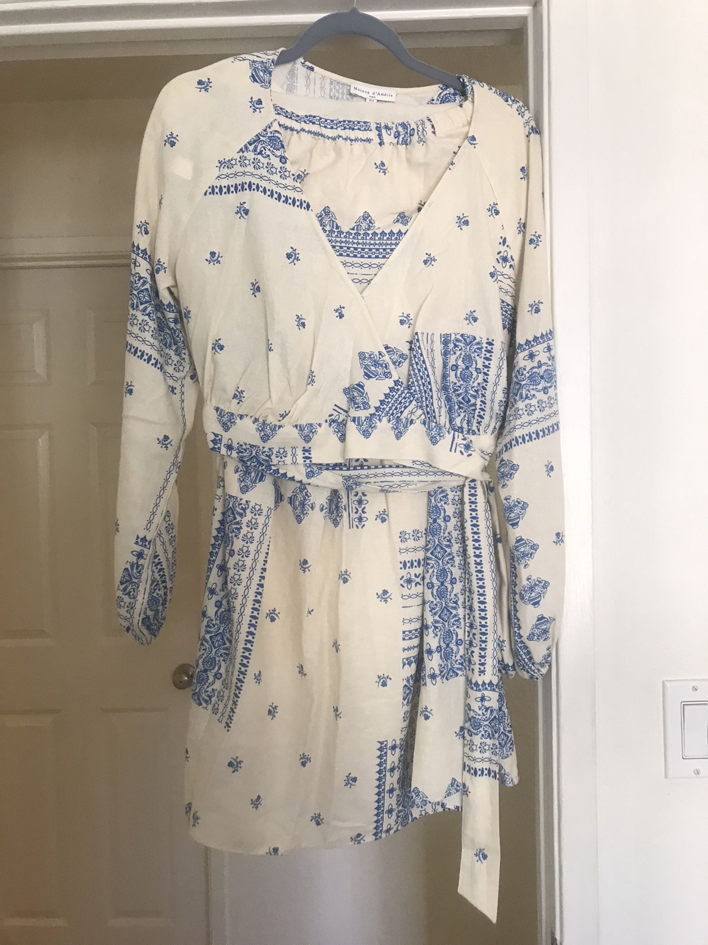 Lovely Brand New “Maison D’ Amelie Paris” Linen Skirt Set