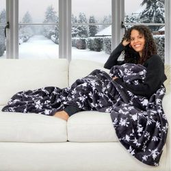Flora Nikrooz Plush Throw With Foot Pocket 