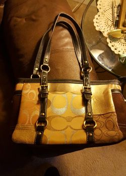 Coach Purse Just Needs Zipper