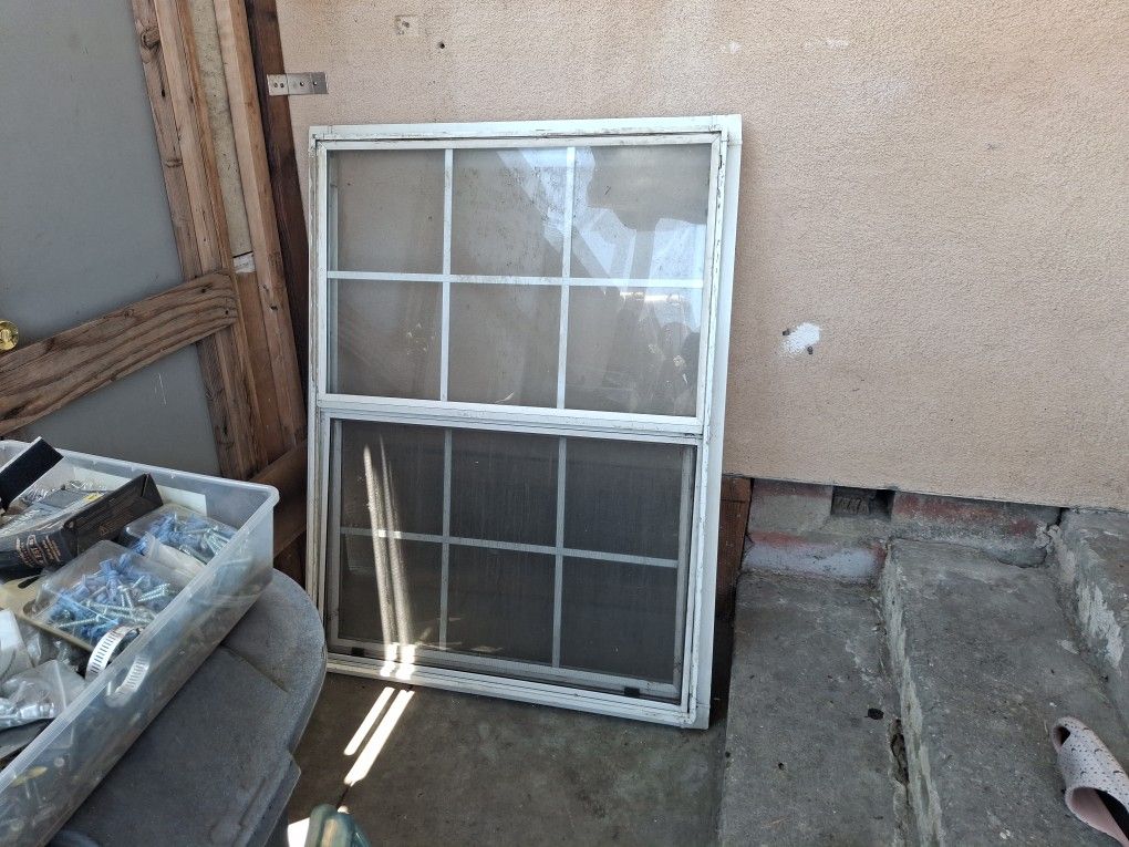 Window/Ventana