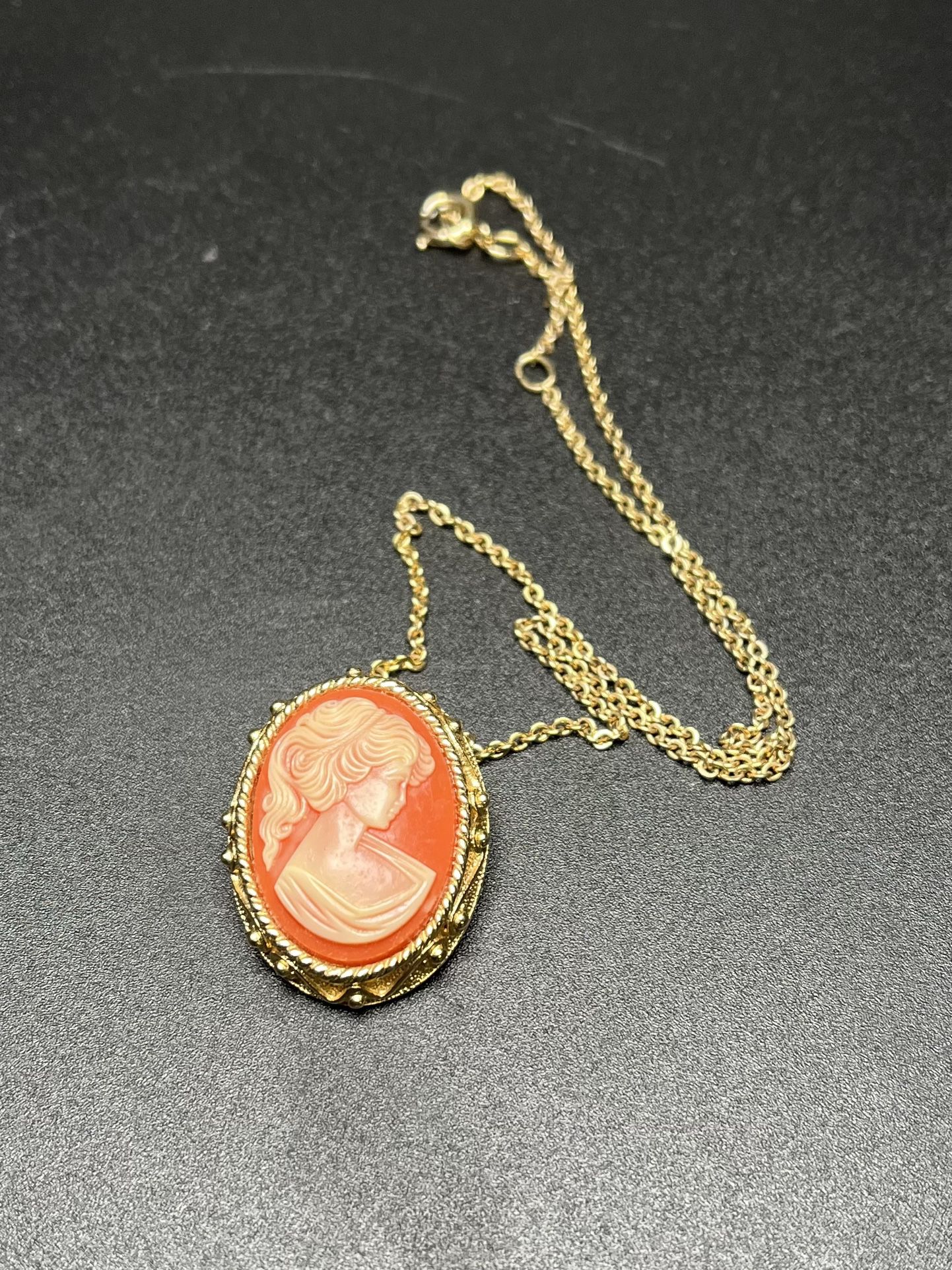 Vintage Sarah Coventry Cameo Brooch Necklace Pendant Slide Gold Tone Collector Costume Estate
