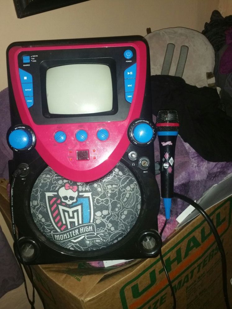 Monster high karaoke machine