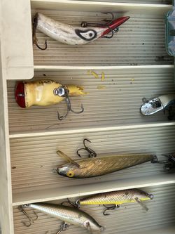 Vintage Fishing Lures, Box, Accessories for Sale in Glendale, AZ - OfferUp