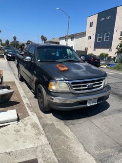 Ford 150 truck  blue