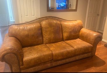 *NEED GONE TODAY* Antique Leather Couch Perfect Condition