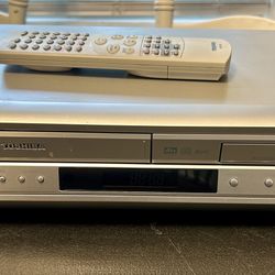 Toshiba SD-V393SU2 DVD/VCR  & Remote