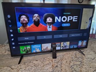 Smart TV 41 Inch Just Like New With Remote $90 Very Firm