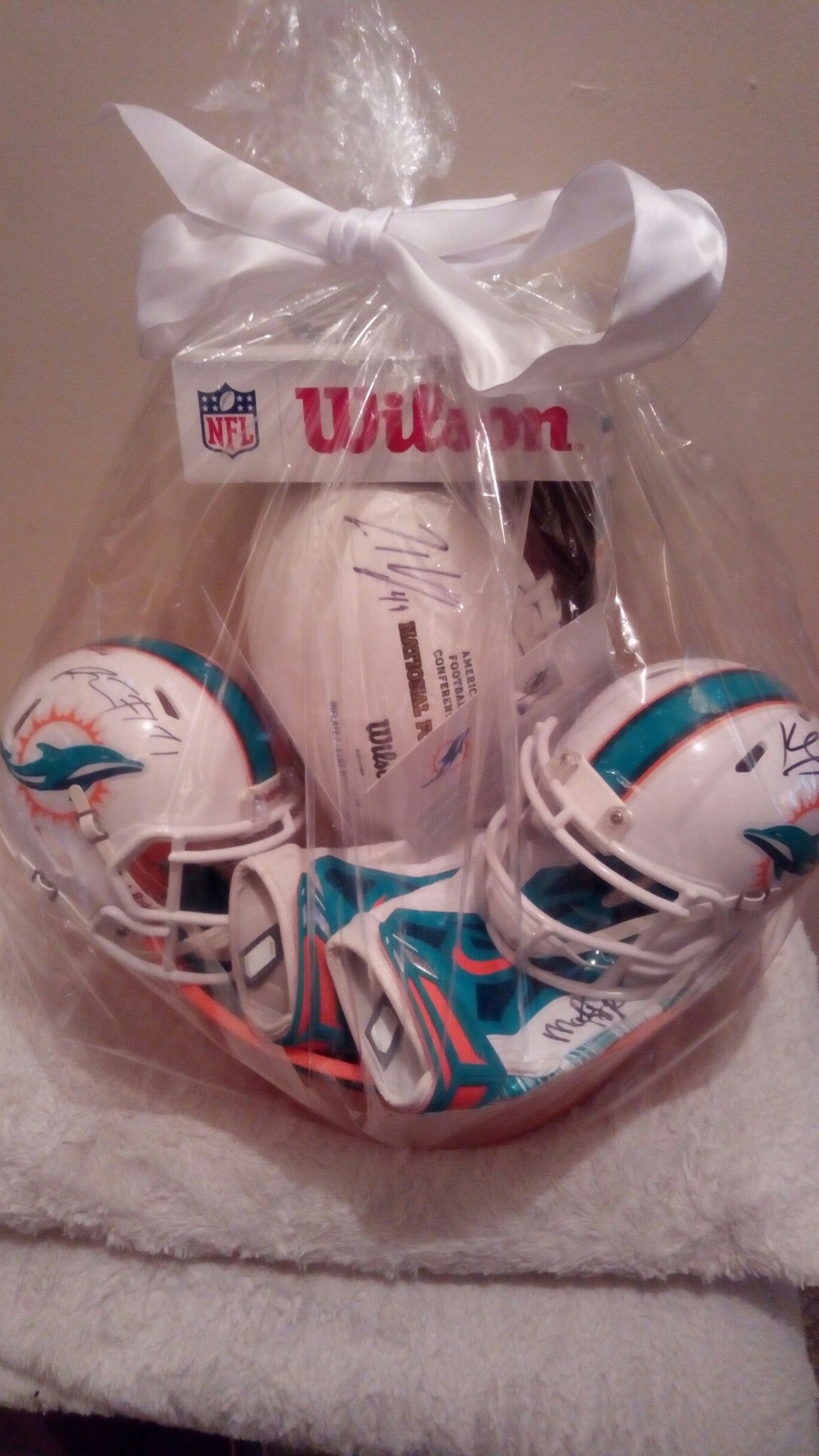 Miami dolphins sighed Brandon Albert Zack vigil football two sighed mini helmet's and pair of authentic receivers glove's gift bundle with c.o.a