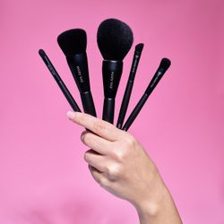 Mary Kay Essential Brush Collection is a must-have! 🤩 It’s ‘essentially’ everything you need to achieve a gorgeous makeup look! https://offerup.com/r