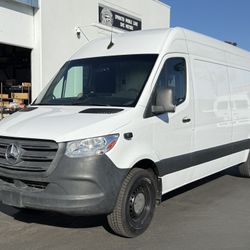 2020 Mercedes Benz Sprinter Cargo Van 170wb High Roof 2.0l Gas 4cyl 83k