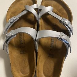 Women’s Silver Birkenstock Sandals, Size 8
