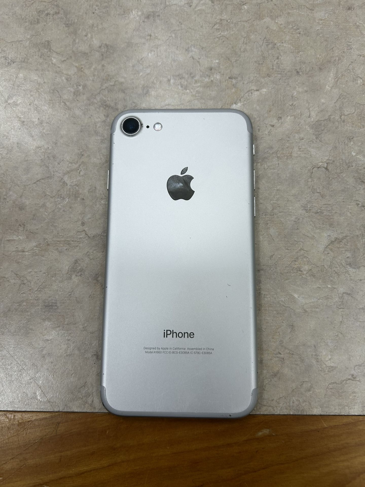 iPhone 8