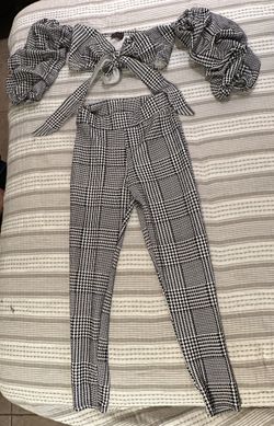 Set Pants And Crop Top